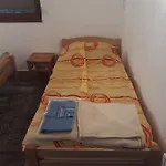 Sastavci * Tjentiste